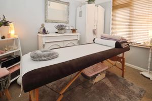 BEAUMONT AVENUE- click for photo gallery